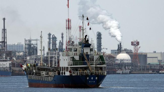 Jepang Akan Lepas Cadangan Minyak 8,5 Juta Kiloliter